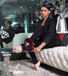 Laura Govan feet photo 4