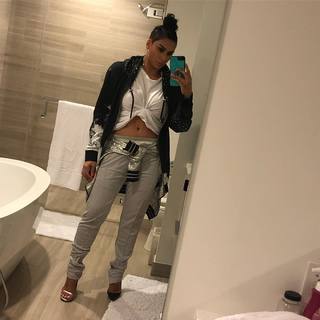 Laura Govan feet photo 19