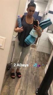 Laura Govan feet photo 15