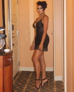 Laura Govan feet photo 18