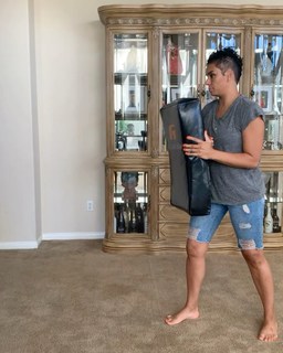 Laura Govan feet photo 13
