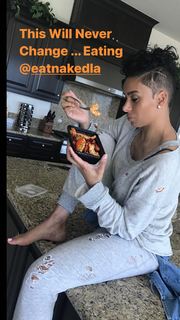 Laura Govan feet photo 11