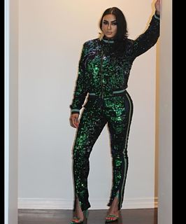 Laura Govan feet photo 4