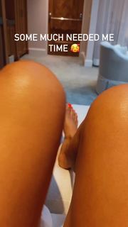 Laura Govan feet photo 20