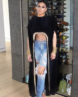 Laura Govan feet photo 6