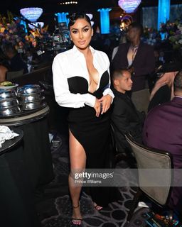 Laura Govan feet photo 9