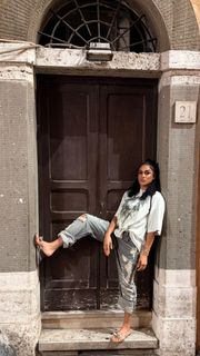 Laura Govan feet photo 6