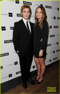 Laura Haddock feet photo thumbnail