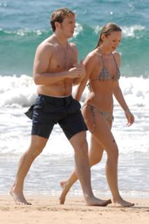 Laura Haddock feet photo thumbnail