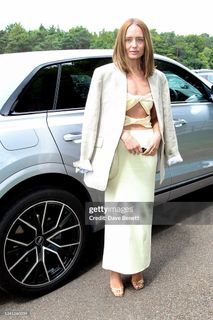 Laura Haddock feet photo thumbnail