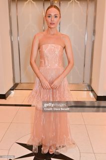 Laura Haddock feet photo thumbnail