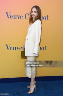 Laura Haddock feet photo thumbnail