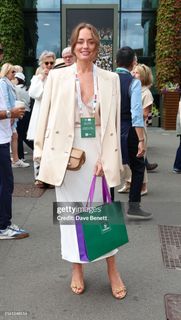 Laura Haddock feet photo thumbnail