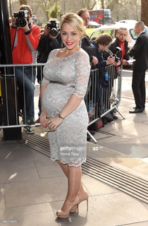 Laura Hamilton feet photo thumbnail