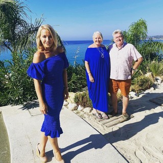 Laura Hamilton feet photo thumbnail