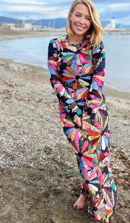 Laura Hamilton feet photo thumbnail