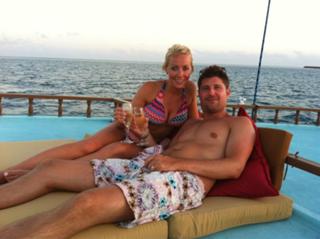 Laura Hamilton feet photo thumbnail