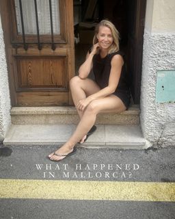 Laura Hamilton feet photo 13