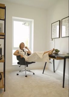 Laura Hamilton feet photo 19