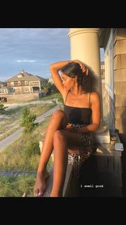 Laura Harrier feet photo thumbnail