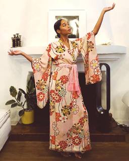 Laura Harrier feet photo thumbnail