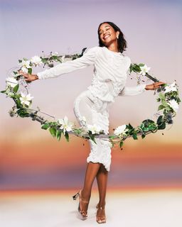 Laura Harrier feet photo thumbnail