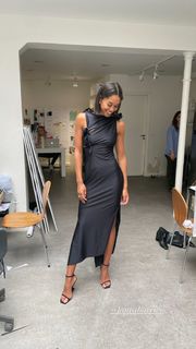 Laura Harrier feet photo thumbnail