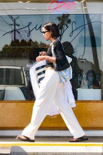 Laura Harrier feet photo thumbnail