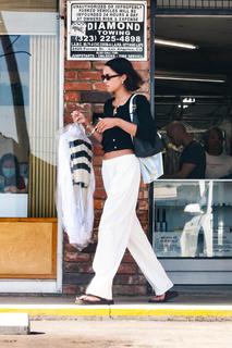 Laura Harrier feet photo thumbnail