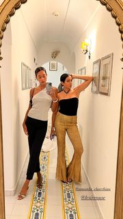 Laura Harrier feet photo thumbnail