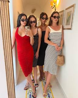 Laura Harrier feet photo thumbnail