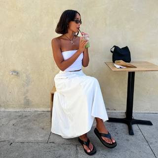 Laura Harrier feet photo thumbnail