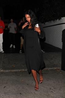 Laura Harrier feet photo thumbnail