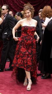 Laura Harring feet photo thumbnail