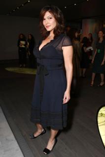 Laura Harring feet photo thumbnail