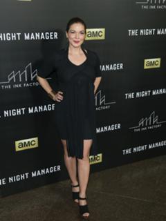 Laura Harring feet photo thumbnail