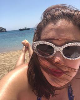 Laura Harring feet photo thumbnail