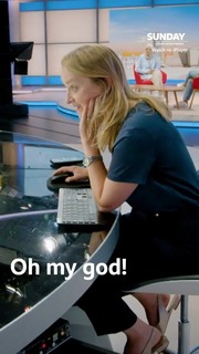 Laura Kuenssberg feet photo 14