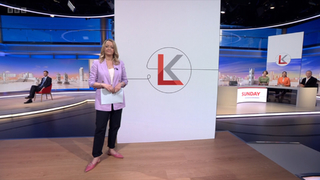Laura Kuenssberg feet photo 12