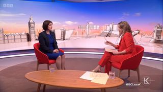 Laura Kuenssberg feet photo 8