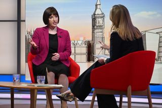 Laura Kuenssberg feet photo 7