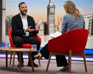 Laura Kuenssberg feet photo 1