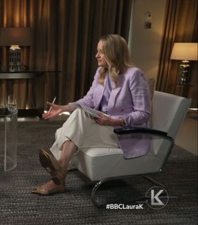 Laura Kuenssberg feet photo 11