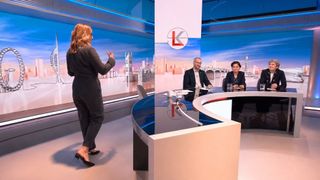 Laura Kuenssberg feet photo 8