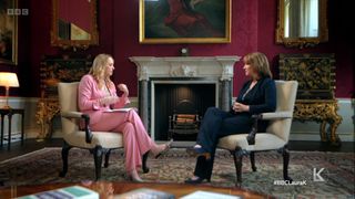 Laura Kuenssberg feet photo 9