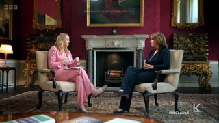 Laura Kuenssberg feet photo 8
