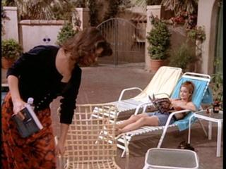 Laura Leighton feet photo 15