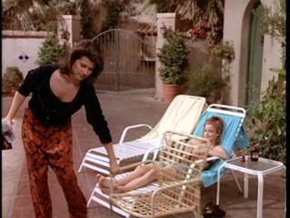 Laura Leighton feet photo 13