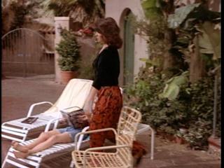 Laura Leighton feet photo 6