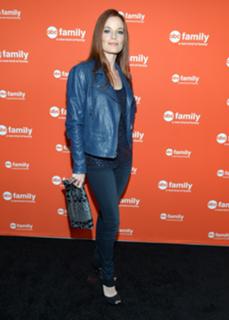 Laura Leighton feet photo 1